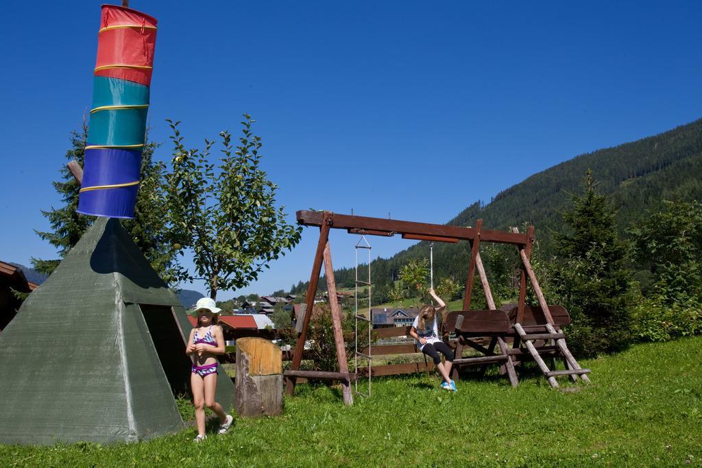 Familiengaestehaus Ingrid Sankt Martin am Tennengebirge Exterior photo